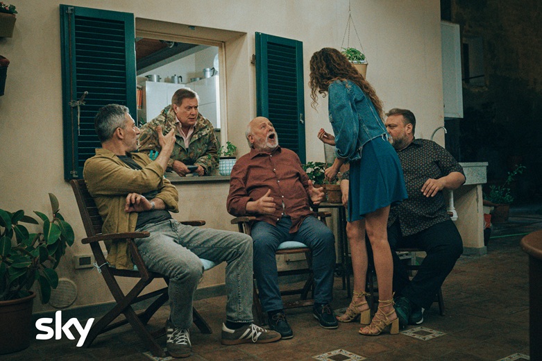 I delitti del BarLume: Il gioco delle coppie, un giallo farsesco in quel di Pineta I delitti del BarLume: Il gioco delle coppie, un giallo farsesco in quel di Pineta