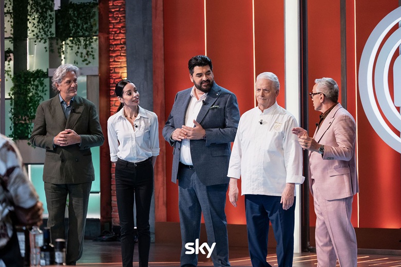 Masterchef Italia 15, con Iginio Massari si definisce la Top Ten Masterchef Italia 15, con Iginio Massari si definisce la Top Ten
