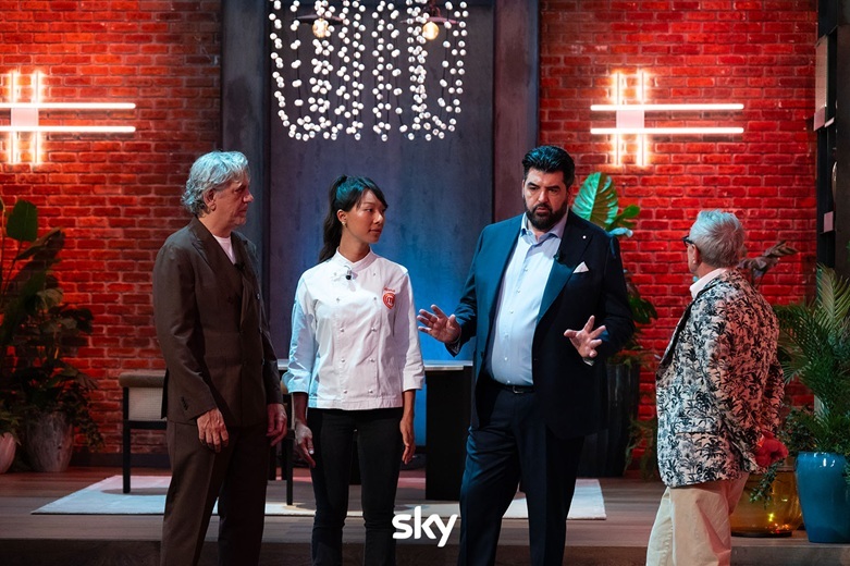 Masterchef Italia 15, un solo eliminato a sorpresa nel decimo appuntamento Masterchef Italia 15, un solo eliminato a sorpresa nel decimo appuntamento