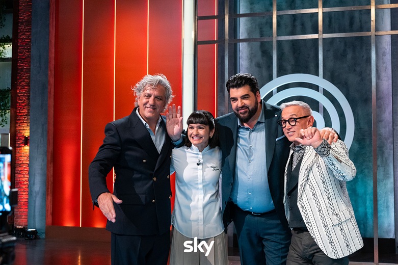 Masterchef Italia 15, altre due eliminazioni eccellenti il 19 febbraio: 3 finalisti su 4 totalmente inaspettati Masterchef Italia 15, altre due eliminazioni eccellenti il 19 febbraio: 3 finalisti su 4 totalmente inaspettati