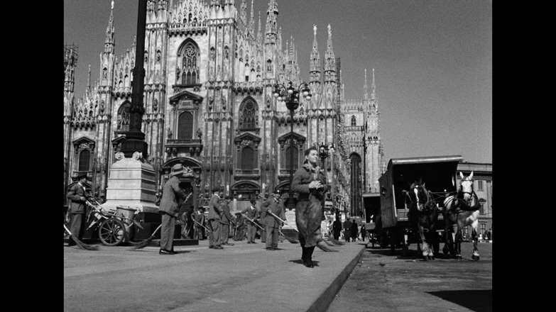 Il Piccolo Teatro e Mediaset Infinity hanno restaurato Miracolo a Milano Il Piccolo Teatro e Mediaset Infinity hanno restaurato Miracolo a Milano