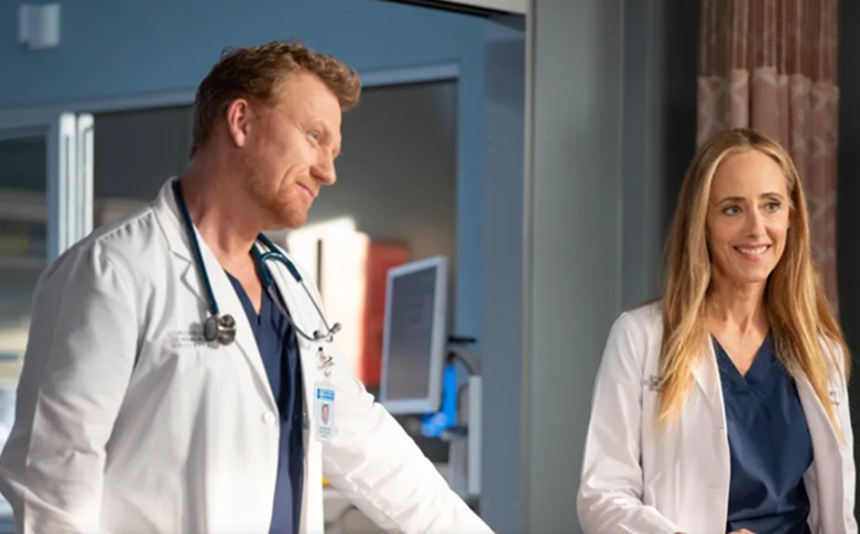 Grey’s Anatomy, Teddy e Owen lasceranno la serie tv alla fine della stagione Grey’s Anatomy, Teddy e Owen lasceranno la serie tv alla fine della stagione