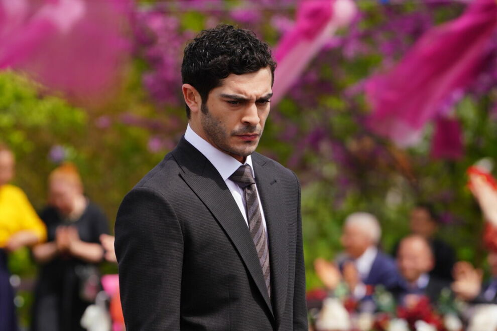 Racconto di una Notte, la nuova serie turca su Canale 5: le puntate del 12 aprile Racconto di una Notte, la nuova serie turca su Canale 5: le puntate del 12 aprile