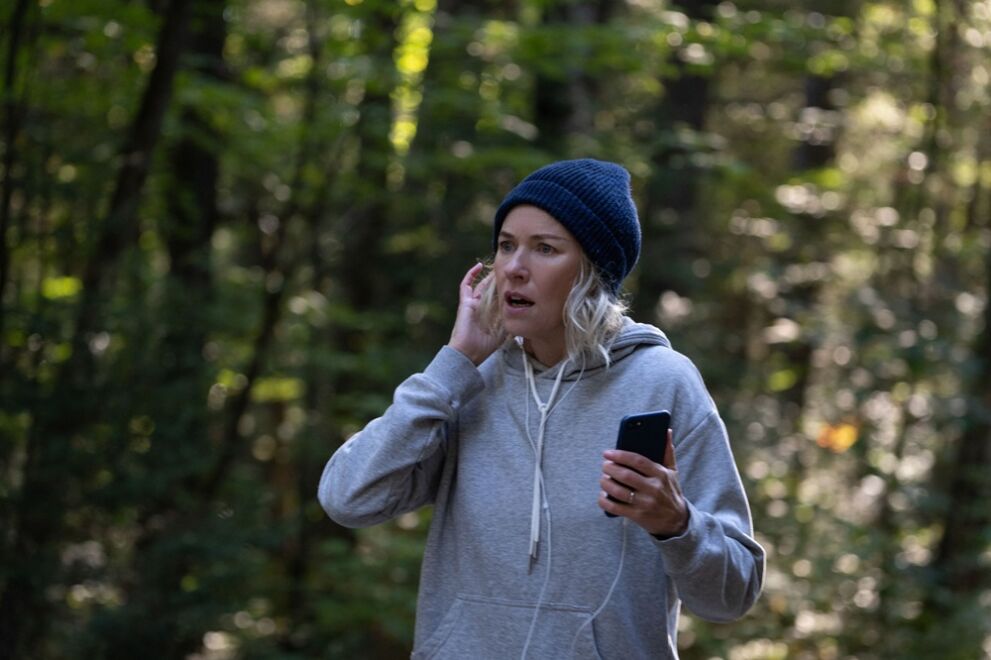 Corsa contro il tempo, il thriller con Naomi Watts stasera su Iris Corsa contro il tempo, il thriller con Naomi Watts stasera su Iris