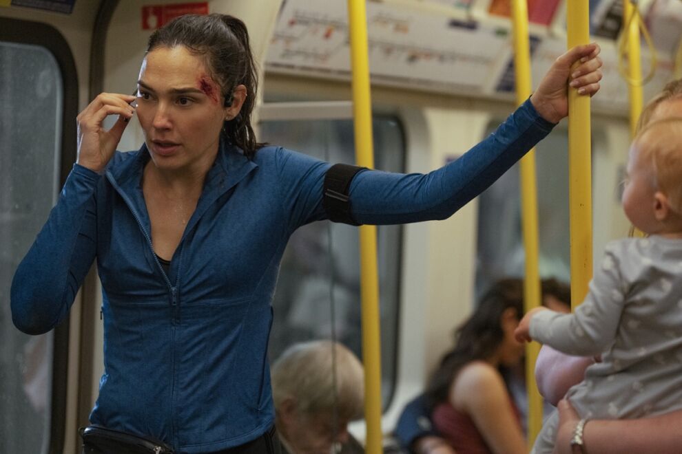 The Runner su Prime Video, Gal Gadot corre per salvare suo figlio The Runner su Prime Video, Gal Gadot corre per salvare suo figlio