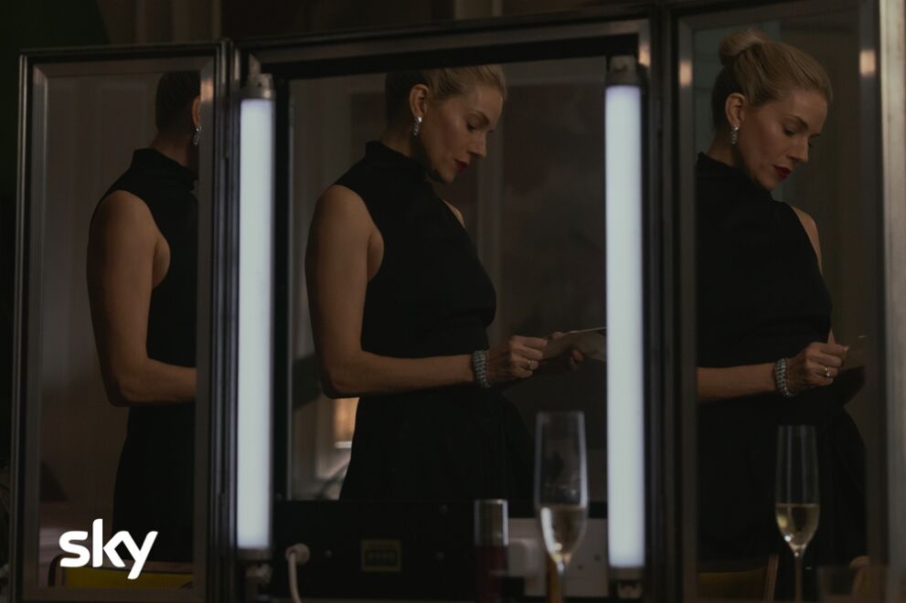 War – Il divorzio del secolo arriva su Sky e NOW dal 27 novembre War – Il divorzio del secolo arriva su Sky e NOW dal 27 novembre